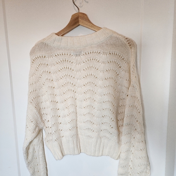 Women's cropped sweater size M - Picture 3 of 3